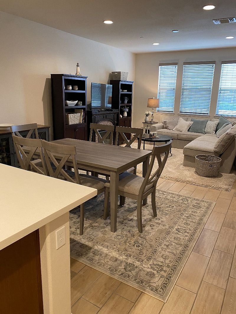 Furnished Finder property 477693_1 photo 11