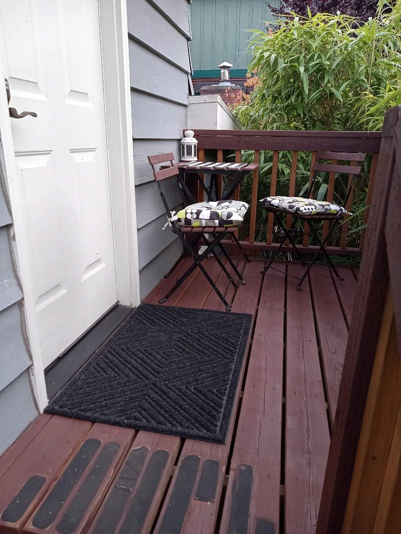 Entrance door and deck area are well lit with light fixture that automatically activates at dusk so there is always light during the evening.