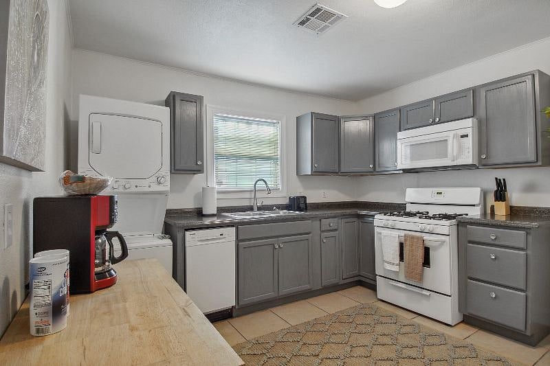Furnished Finder property 477734_1 photo 3