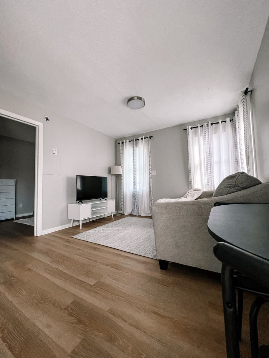 Furnished Finder property 477756_1 photo 3