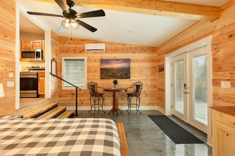 Furnished Finder property 477763_1 photo 3