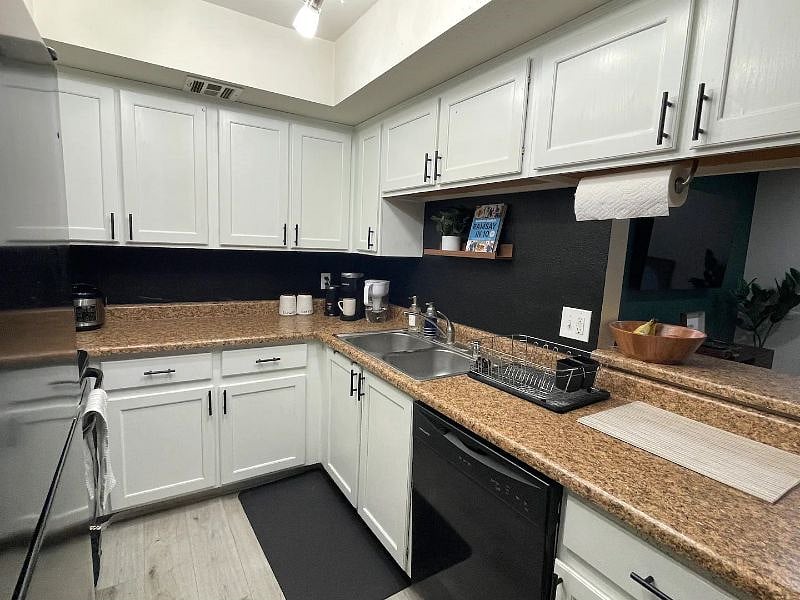 Furnished Finder property 477794_1 photo 7