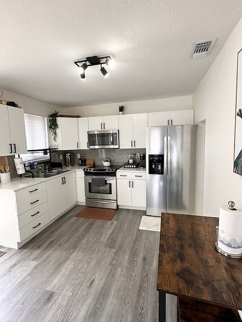 Furnished Finder property 477801_1 photo 4