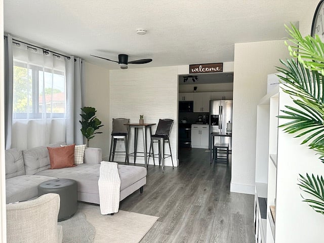Furnished Finder property 477801_1 photo 3