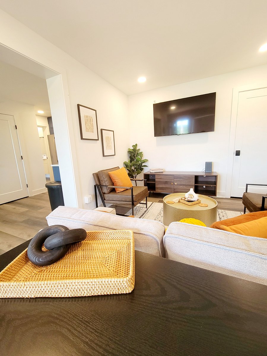Furnished Finder property 477807_13 photo 3