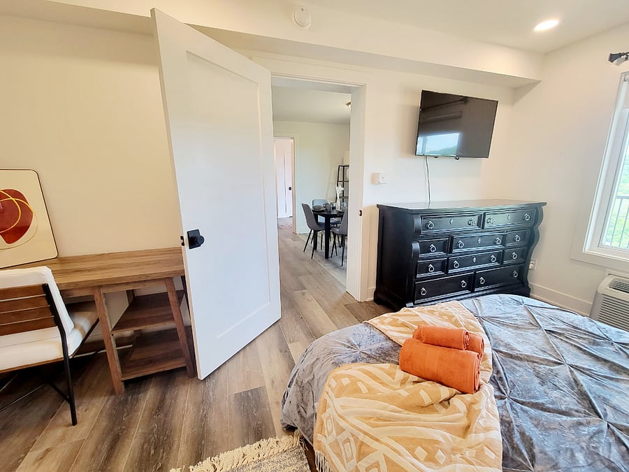 Furnished Finder property 477807_13 photo 17
