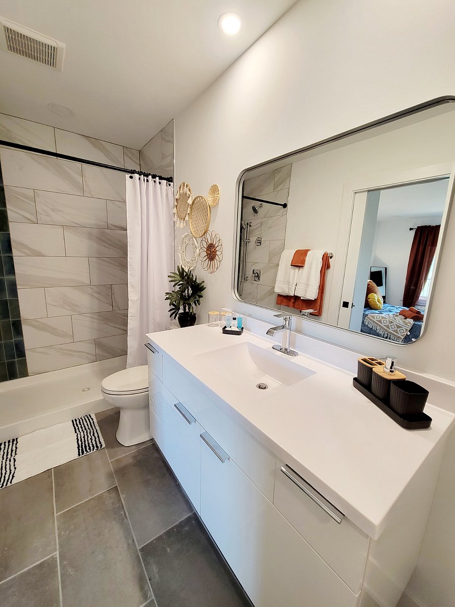 Furnished Finder property 477807_13 photo 30