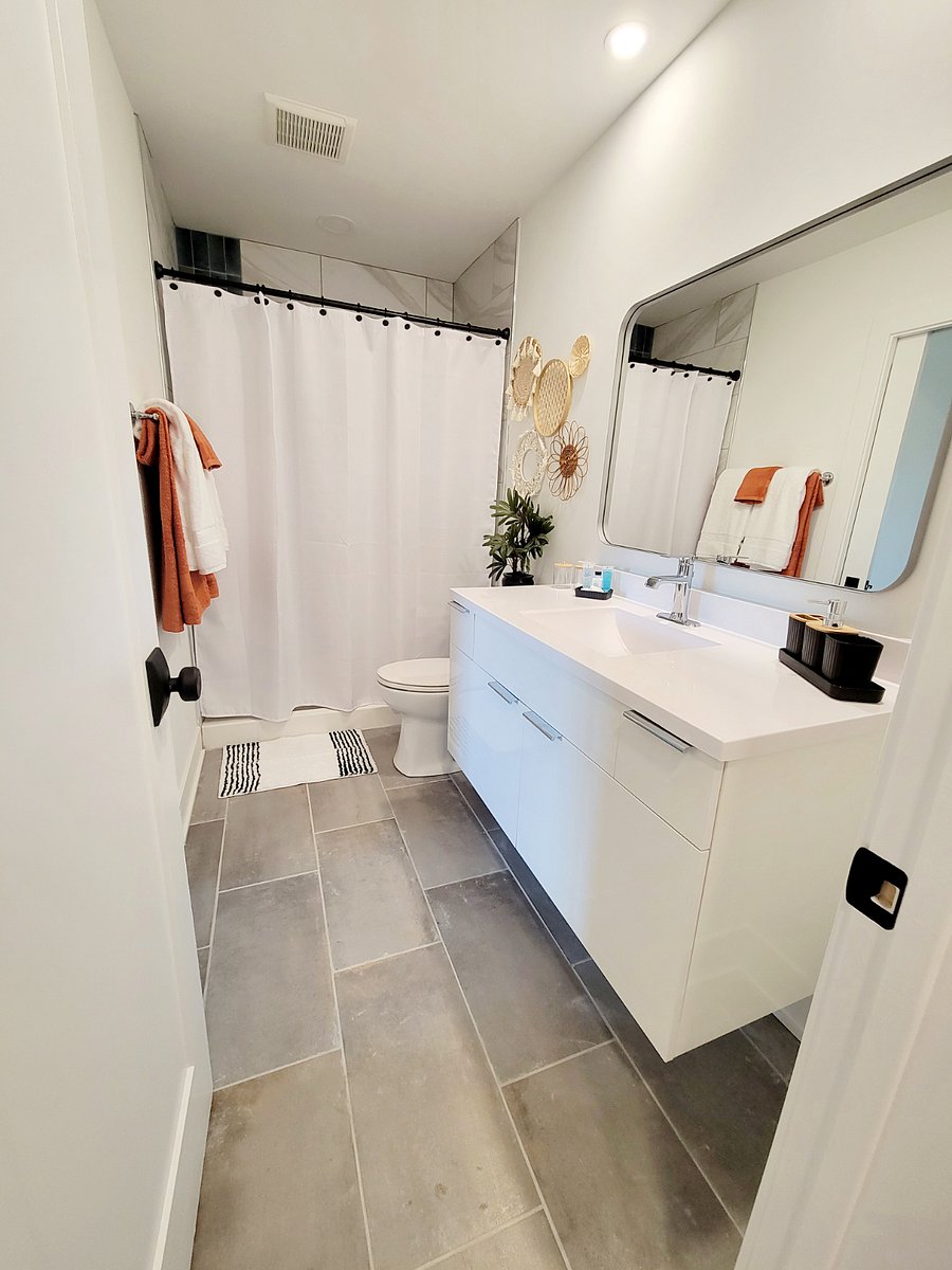 Furnished Finder property 477807_13 photo 33