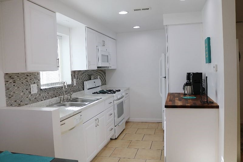 Furnished Finder property 478102_1 photo 5