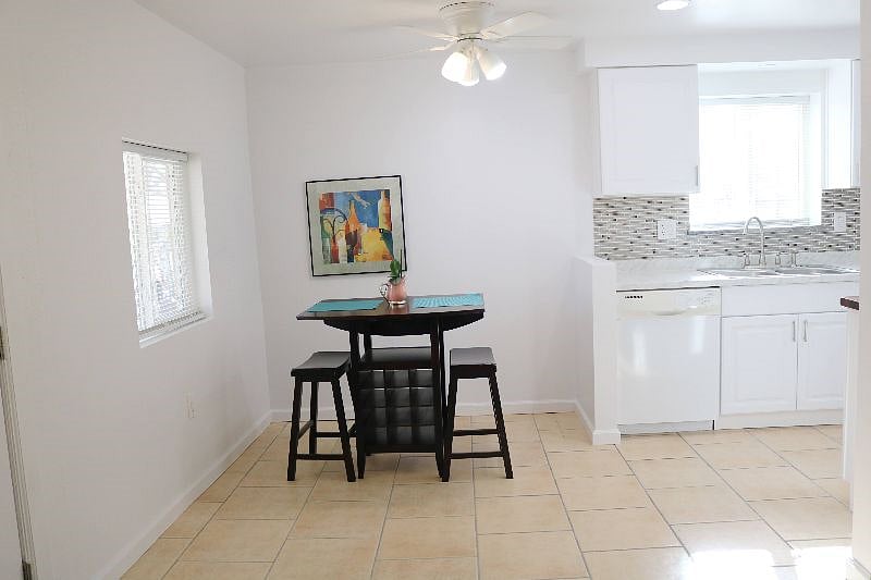 Furnished Finder property 478102_1 photo 8