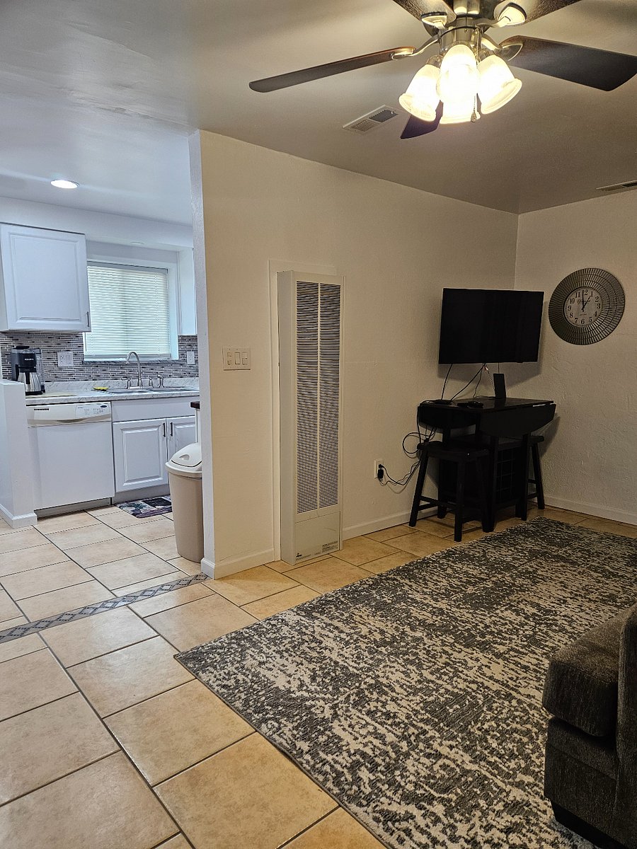 Furnished Finder property 478102_1 photo 11