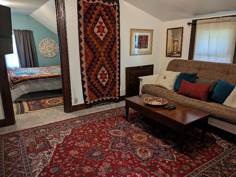 Furnished Finder property 478137_1 photo 3