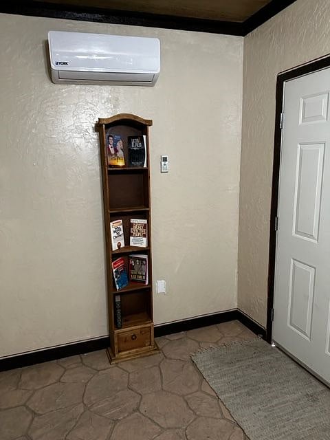Furnished Finder property 478140_2 photo 18