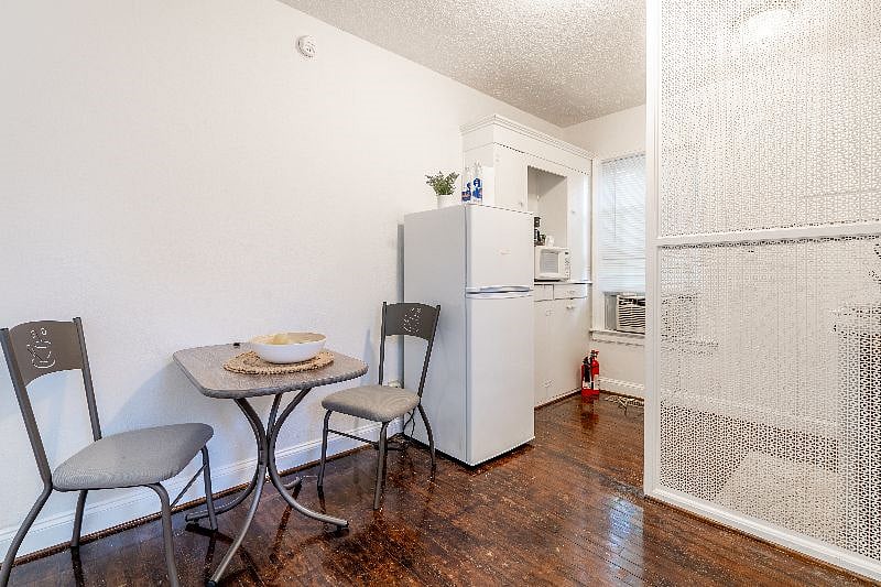 Furnished Finder property 478398_1 photo 3