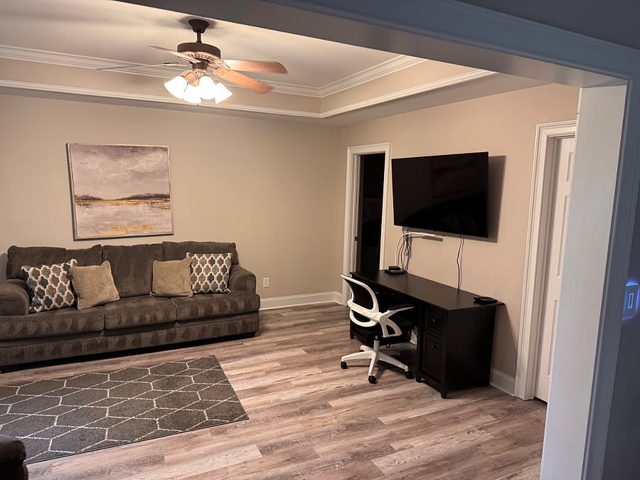 Furnished Finder property 478498_1 photo 3