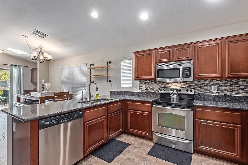 Furnished Finder property 478580_1 photo 9