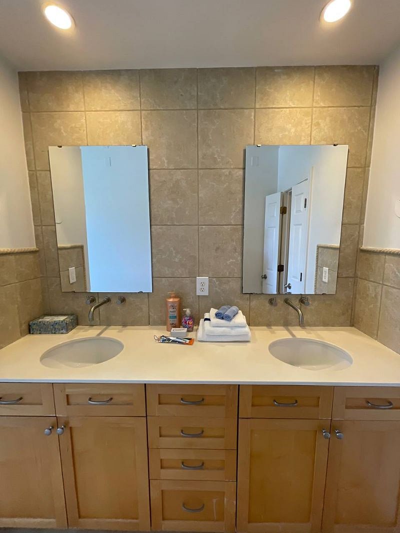 Upstairs Master Bathroom