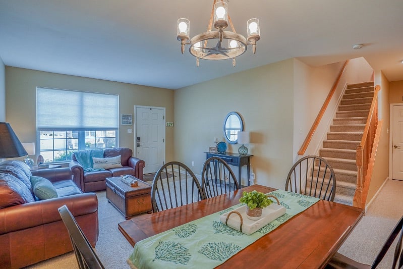 Front living room/ Dining room 