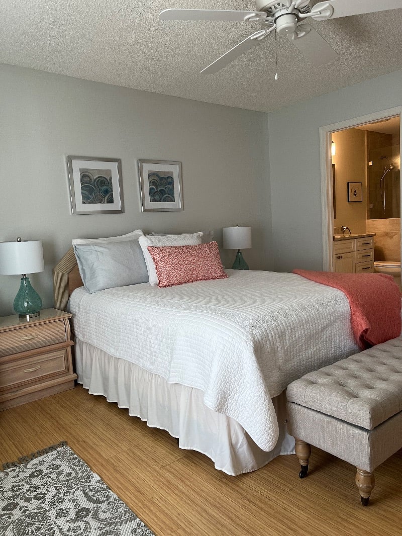 Master Bedroom-Queen Bed