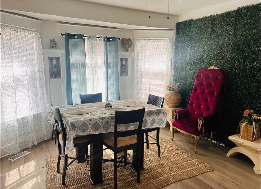 Furnished Finder property 479061_1 photo 2