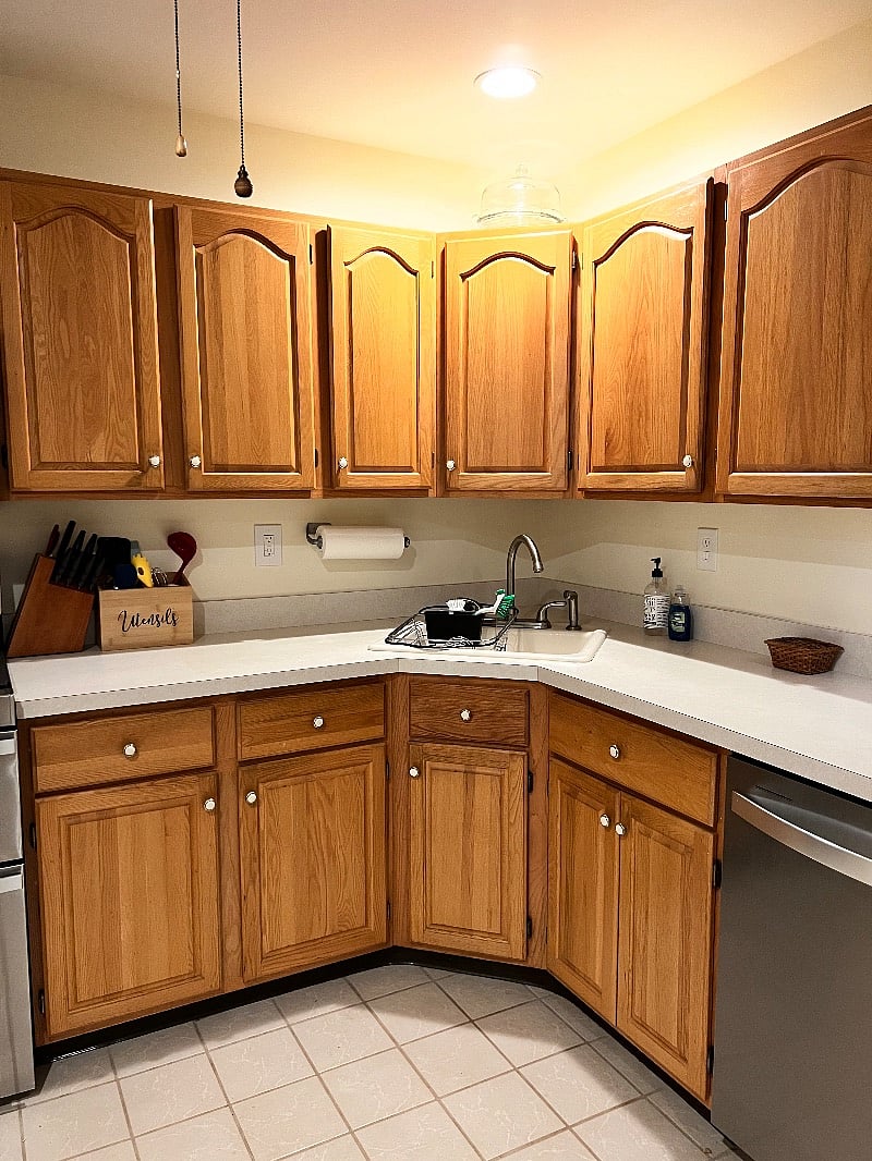 Kitchen - lots of cabinet space
