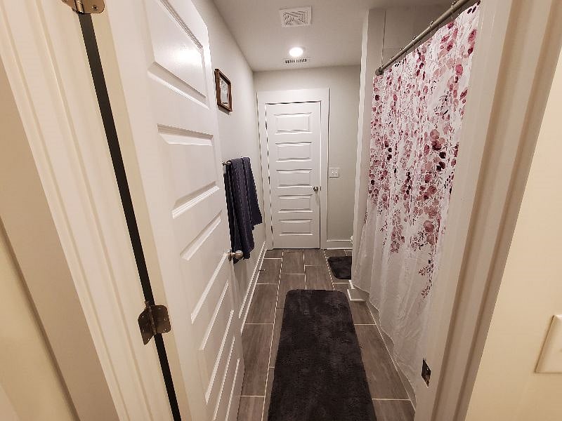 Bathroom 2 shower