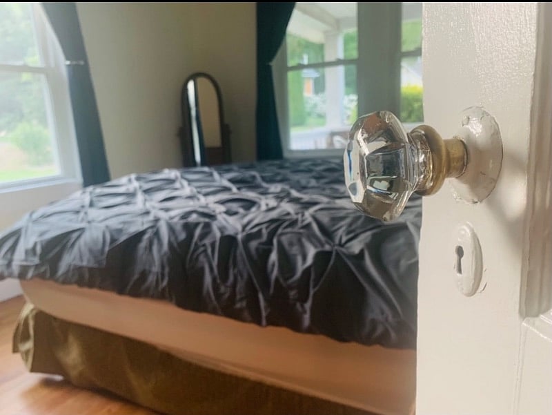 A touch of the old charm with the crystal doorknobs