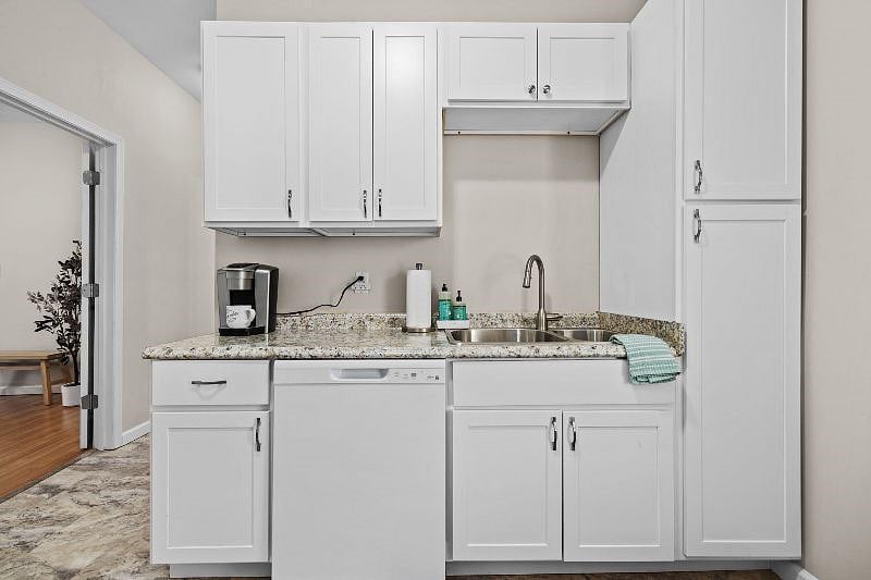 Furnished Finder property 479458_1 photo 17