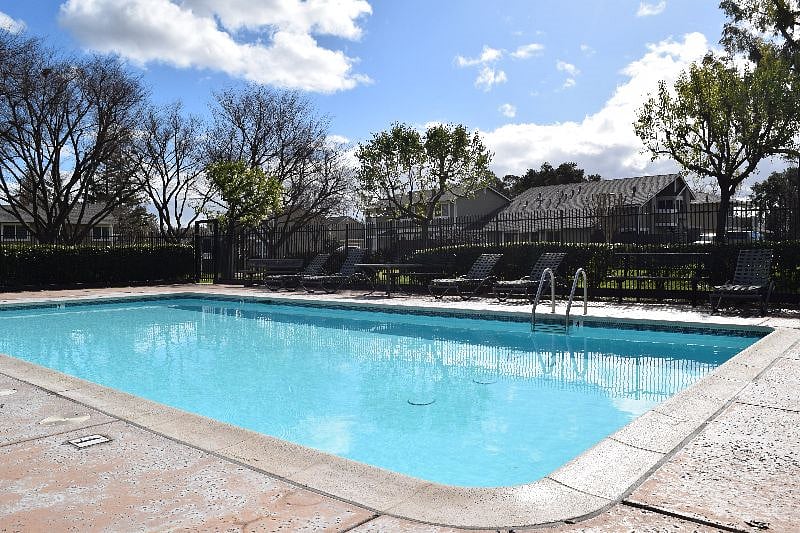 Furnished Finder property 479501_1 photo 20