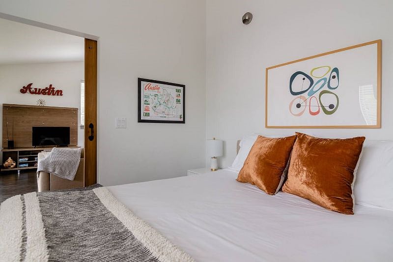 Comfortable queen size bed with topper.