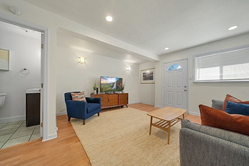 Furnished Finder property 479587_1 photo 4