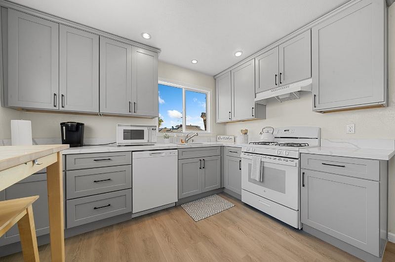 Furnished Finder property 479587_1 photo 10