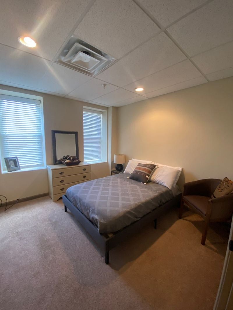 Furnished Finder property 479592_4 photo 6