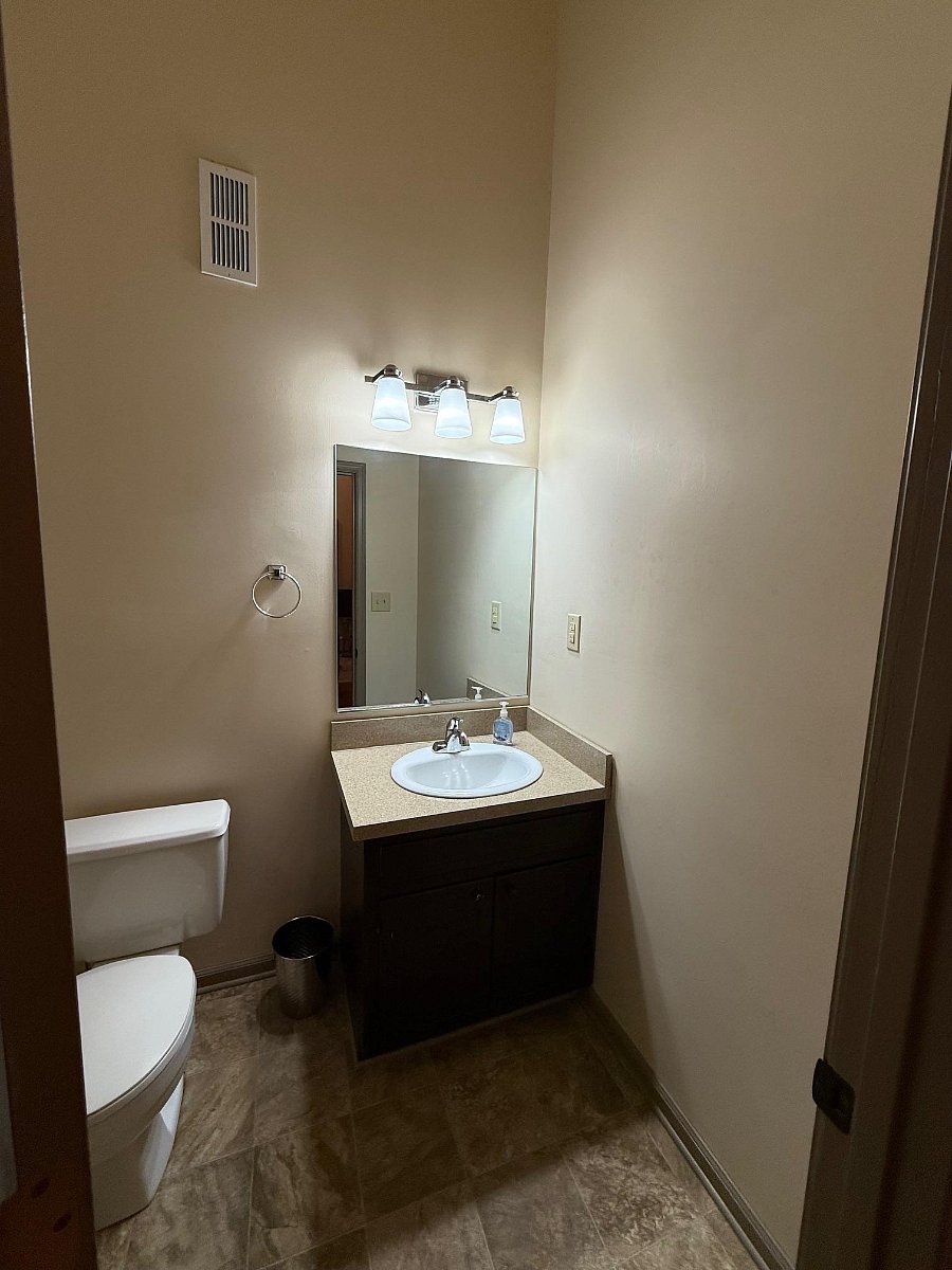 Furnished Finder property 479592_7 photo 10