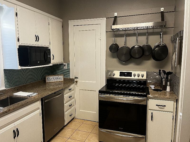 Furnished Finder property 479612_1 photo 6