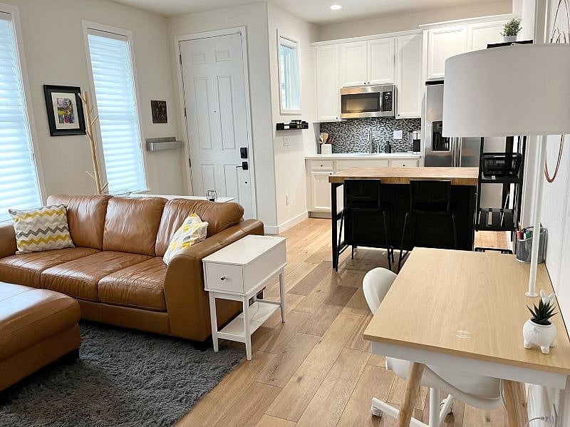 Furnished Finder property 479685_1 photo 3