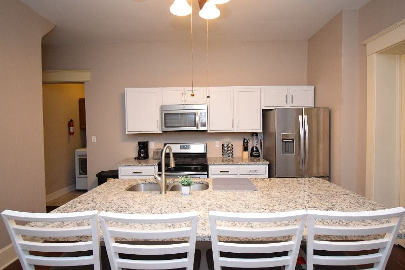 Furnished Finder property 479686_1 photo 4