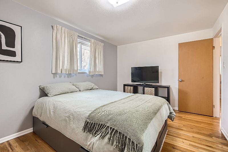 Personal Smart TV and cubby storage, all for you.