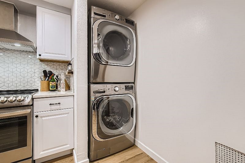Shared brand new washer/dryer located on-premises available three days a week.