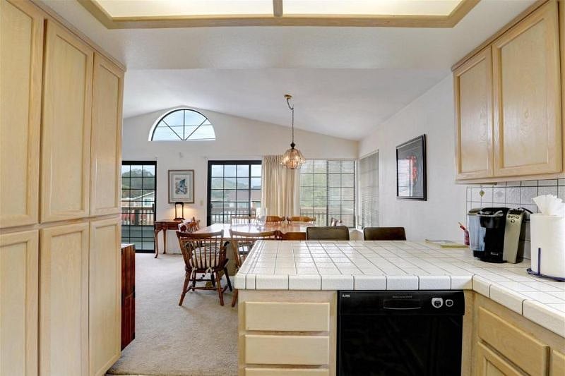 Furnished Finder property 479968_1 photo 8