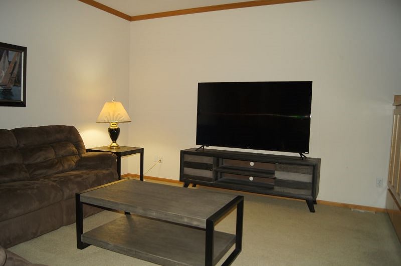 Downstairs Family Room with 70"HD TV