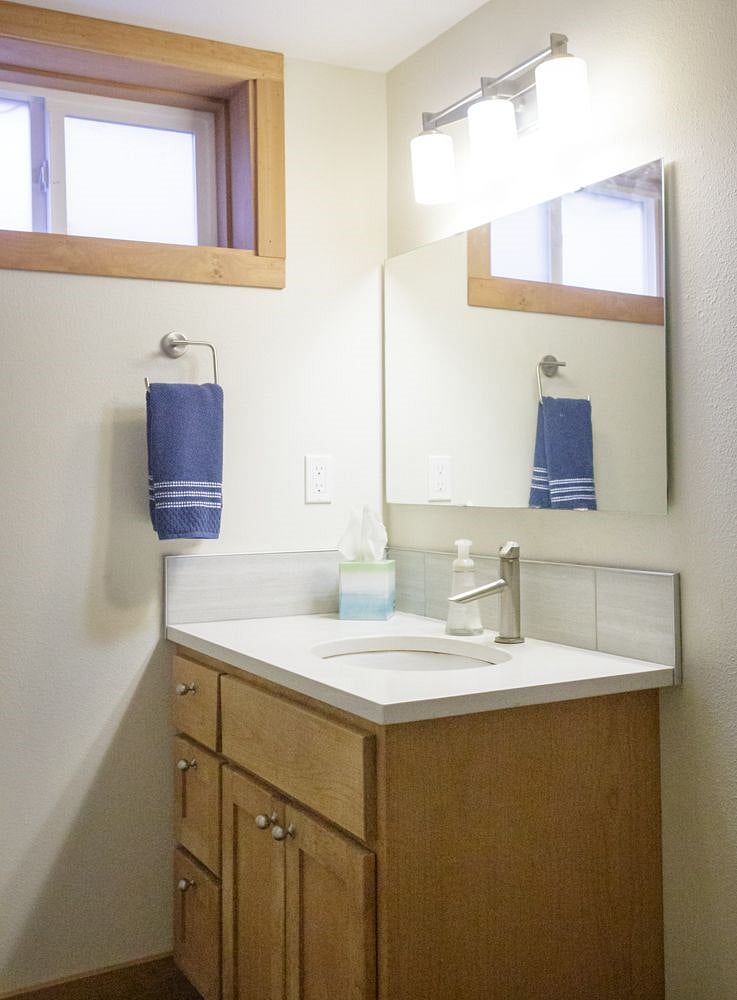 Bathroom angle 1