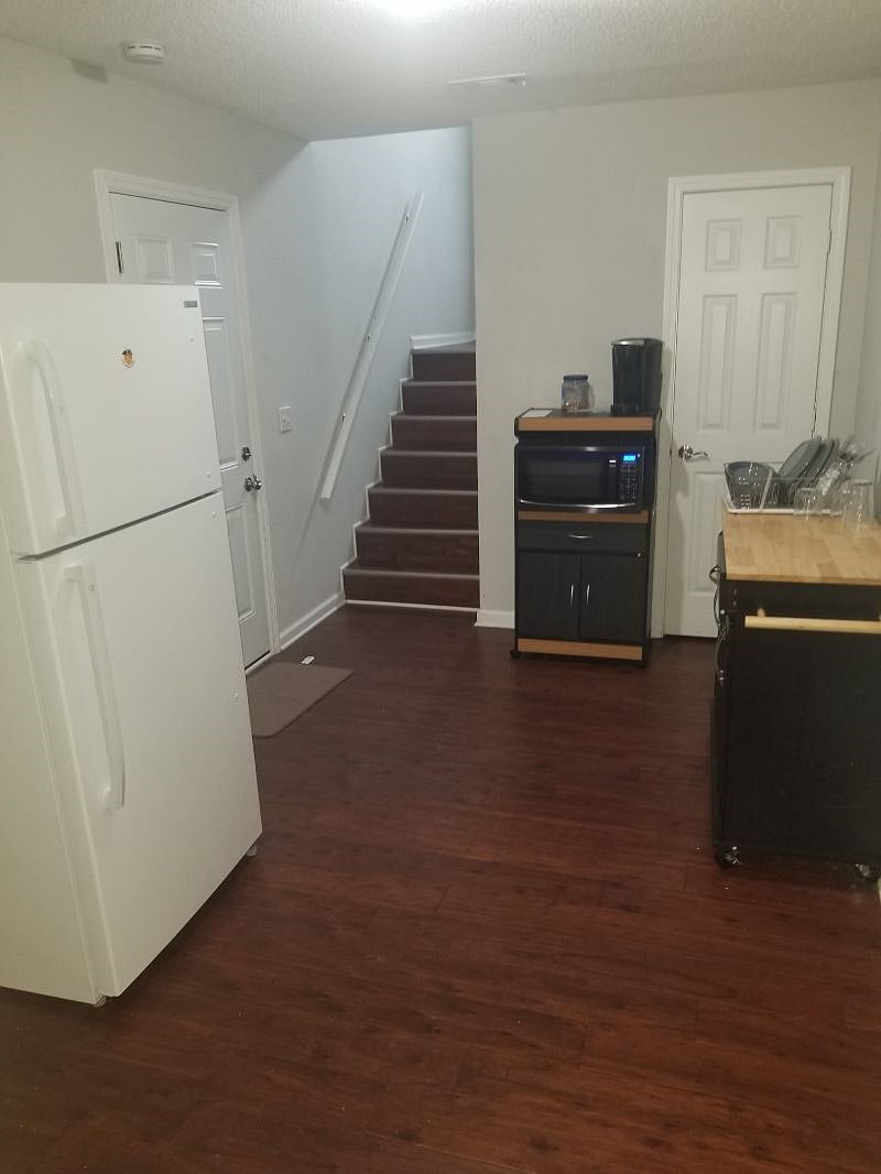 Furnished Finder property 480095_1 photo 4