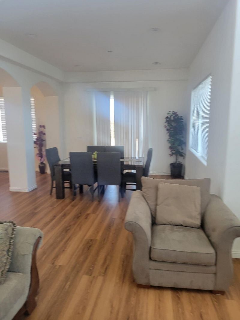 Furnished Finder property 480152_1 photo 17