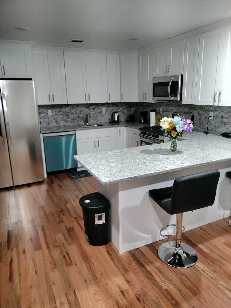 Furnished Finder property 480278_1 photo 3