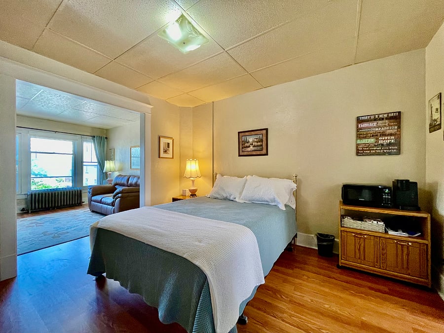 Furnished Finder property 480282_2 photo 5