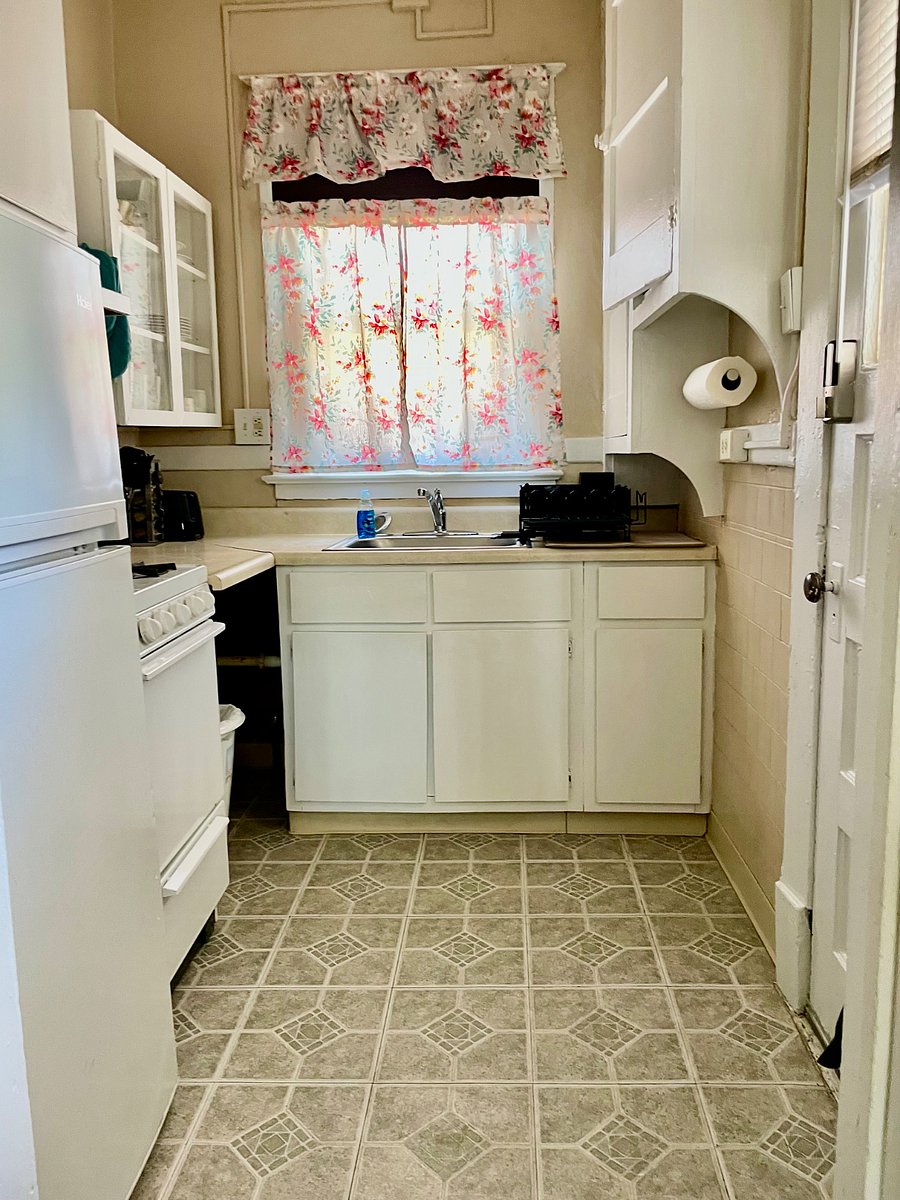 Furnished Finder property 480282_2 photo 10