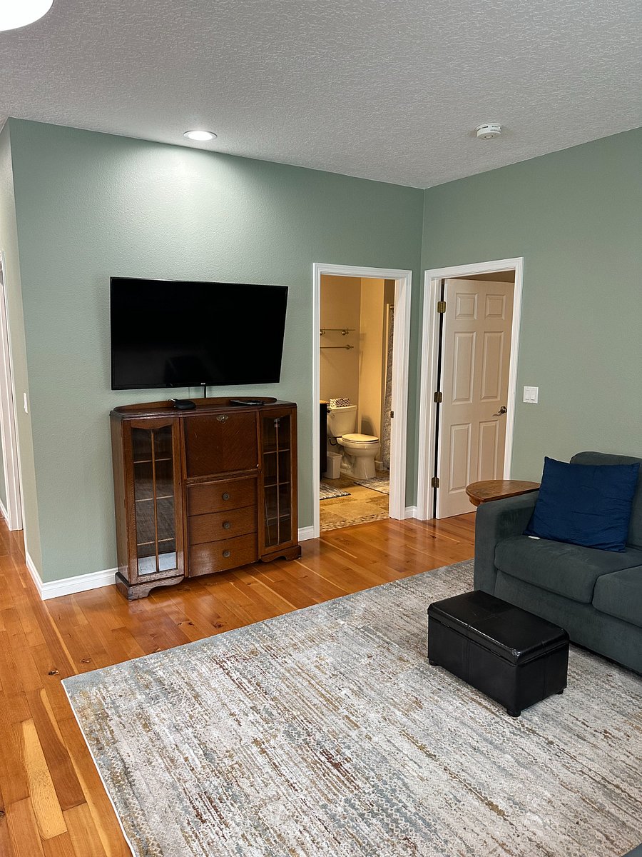 Furnished Finder property 480327_1 photo 8