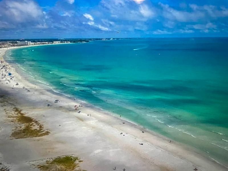 Voted #1 beach in the USA, wide white sand beaches and clear blue water....
Life is better at the Beach!!!