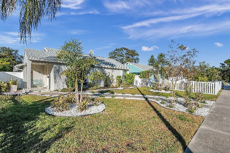 Furnished Finder property 480502_1 photo 13